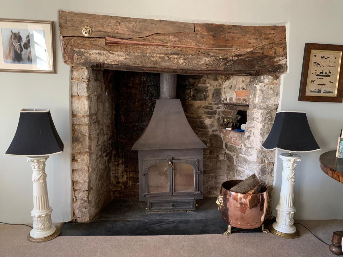 Higher Biddacott Farm Chittlehampton Bagian luar foto